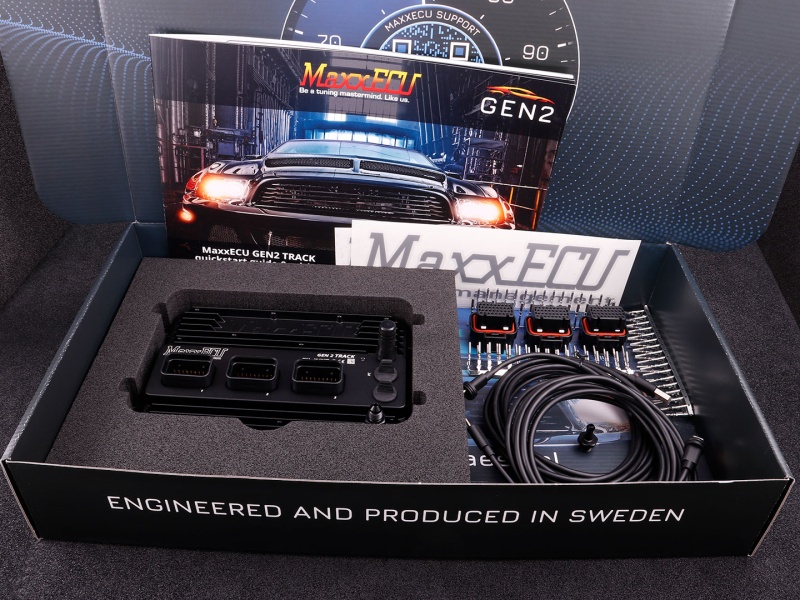 MaxxECU GEN2 TRACK liittimillä
