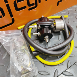 Paineensäädin letkukaroilla